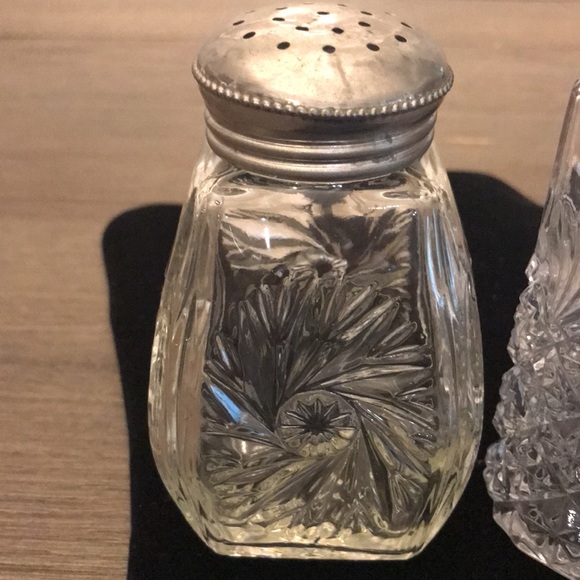 Antique vintage sugar shaker muffineer two shakers - Picture 2 of 16